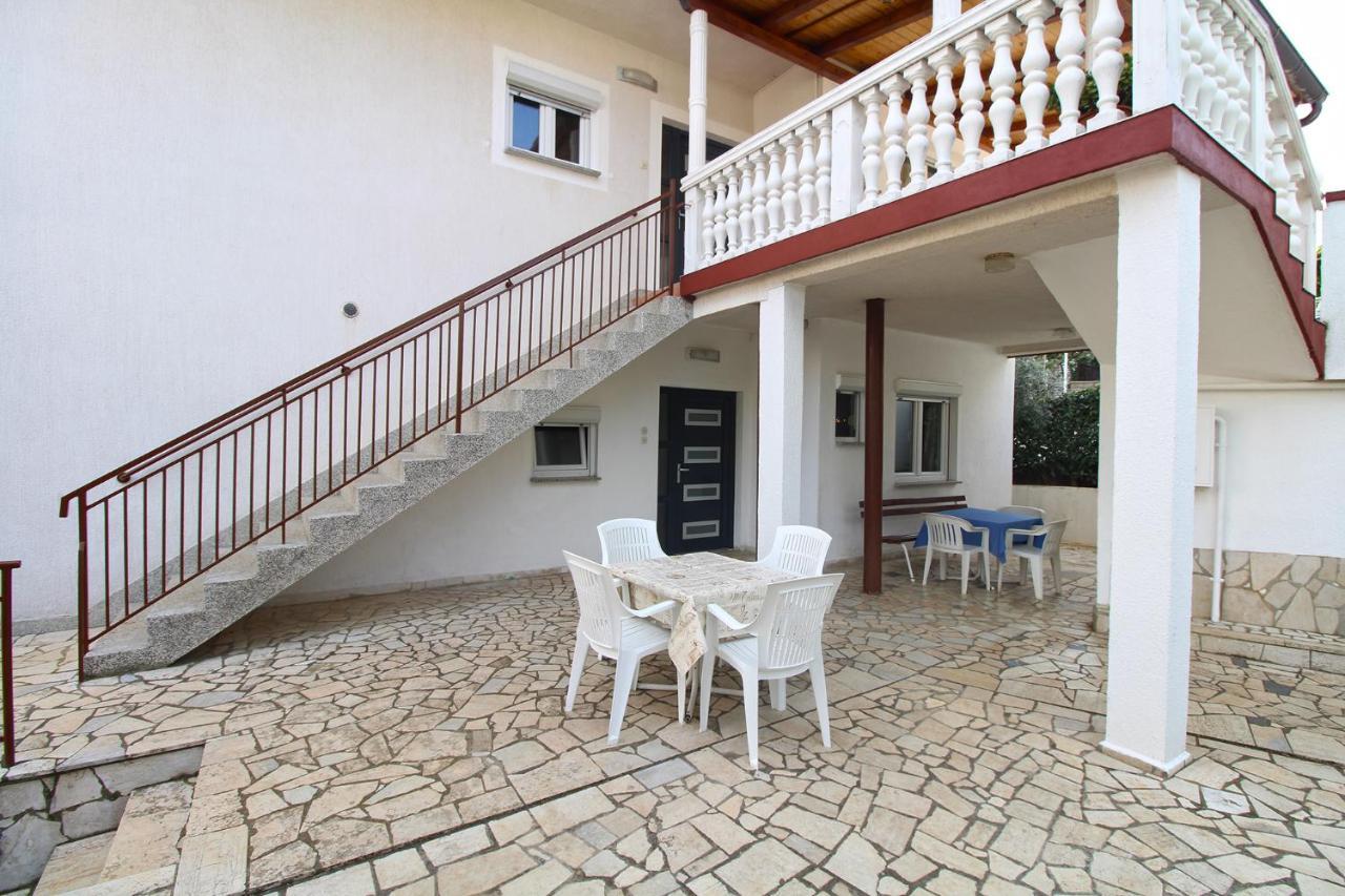 Apartments Valerija 847 Pula Extérieur photo